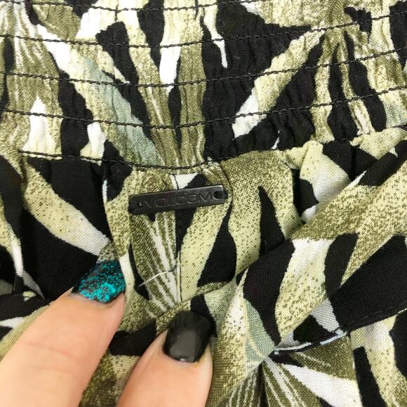 Volcom Womens Coco Pants XS Green Black Leaf Print Belt High Rise Pull On NWOT - Picture 9 of 14